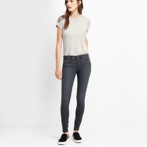 Vince Women’s Riley Skinny Pinstripe‎ Pants in Wilshire Size 25